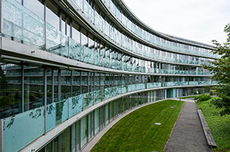 Bachmattweg, Aarau AG; Hintere Bahnhofstrasse, Bachstrasse, Bahnhof Süd, Frei Architekten
