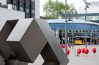 Bahnhofplatz (Aarauerhof), Aarau AG; Bahnhofstrasse: Aarau bus station canopy, Mateja Vehovar and Stefan Jauslin