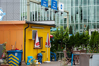 Seetalplatz (kebab shop), Emmenbrücke, Emmen; junction, Kino maxx, multi screen cinema, Emmenbronx