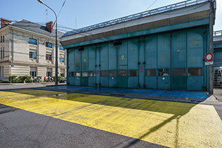 avenue de la Jonction (rue de la Truite), Plainpalais, Genéve/Geneva; TPG depot, trolleybus, passarelle du Bois-de-la-Bâtie