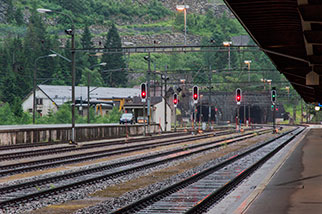 Gotthard rail tunnel portal, Göschenen; railway station platform, Umfahrungsstrasse, Gotthard-Eisenbahn-Tunnelportal