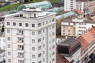 tour du Casino, La Chaux-de-Fonds; rue du Casino, avenue Léopold-Robert, le Pod, rue du Midi, rue Daniel-Jeanrichard, Métropole Centre, railway/train station