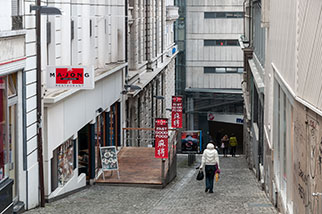 escaliers du Grand-Pont, Lausanne Flon; place Saint-François, metro station