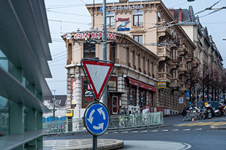 avenue Louis-Ruchonnet, Lausanne gare cff; avenue William-Fraisse, place de la Gare, Hôtel International/Hôtel de Lausanne, Francis Isoz