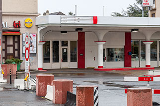 avenue de la Sallaz, Lausanne; Brasserie, CARDINAL, EAU, TOYOTA, toilettes