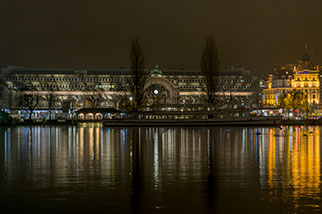 Bahnhofplatz, Luzern/Lucerne, Switzerland; railway/train station, Bahnhof, Vierwaldstättersee, Lake Lucerne, Hotel Monopol, MS Waldstätter, public transportation, bus, night
