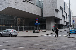 via Guglielmo Roentgen, Milano/Milan; viale Bligny, Università/University Luigi Bocconi by Grafton Architects (Shelley McNamara, Yvonne Farrell)