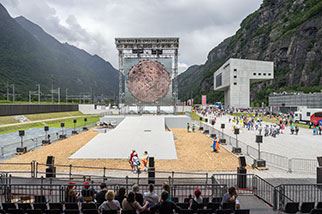 Gottardo 2016 festival site, Pollegio, Bassa Leventina, Ticino; overground railway line, south portal at Bodio, junction at Giustizia, Centrale d’esercizio Sud – periscopio by Bruno Fioretti Marquez + Martini, Infocentro Gottardo Sud
