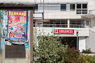 rue de l’Industrie, Pontarlier (25, Doubs); faubourg Saint-Étienne, centre hospitalier, département mère-enfant; MEDRANO, SPECTACULAIRE, CIRQUE, URGENCES